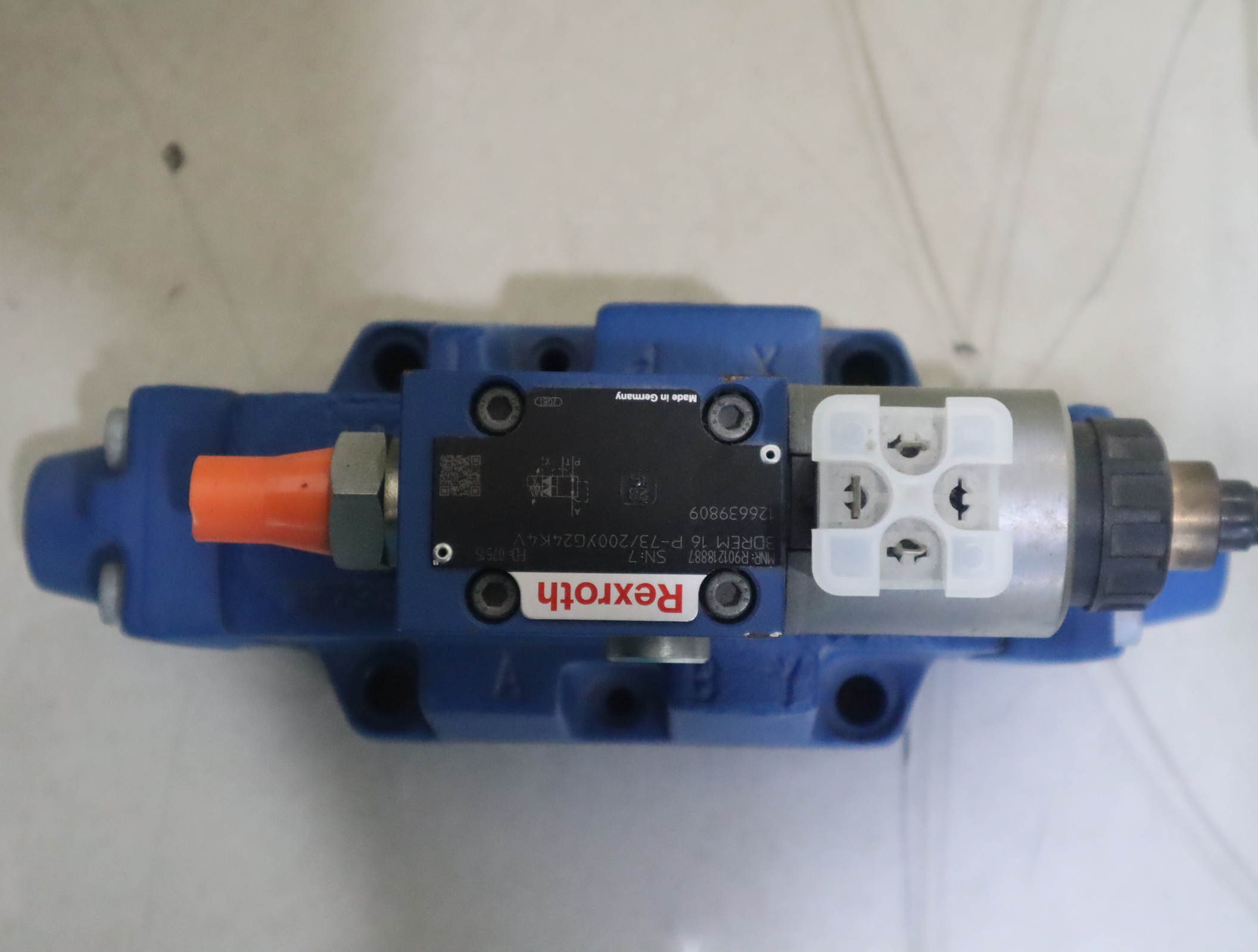 R901218887 3DREM16P-73/200YG24K4V 德国力士乐REXROTH比例阀