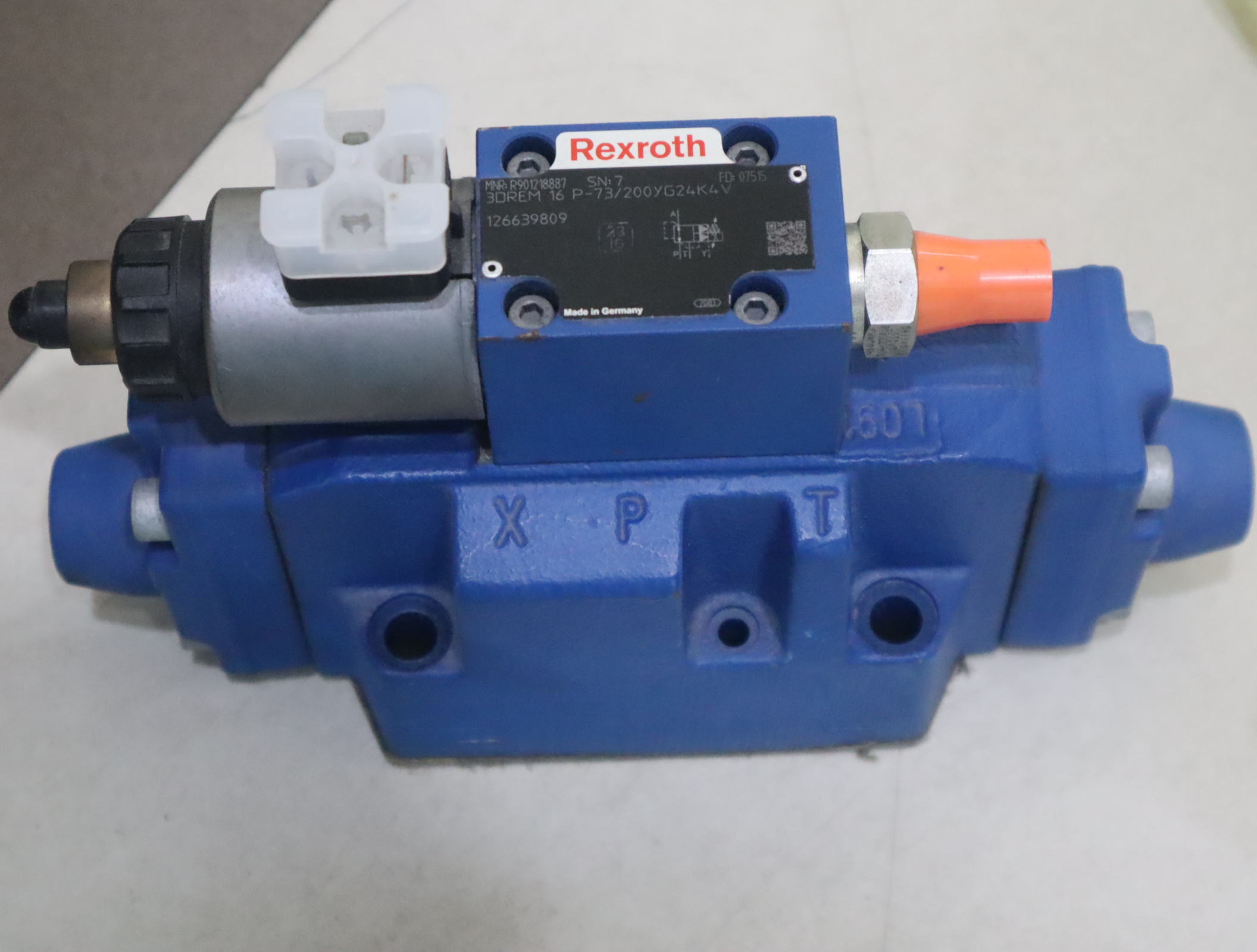 R901218887 3DREM16P-73/200YG24K4V 德国力士乐REXROTH比例阀