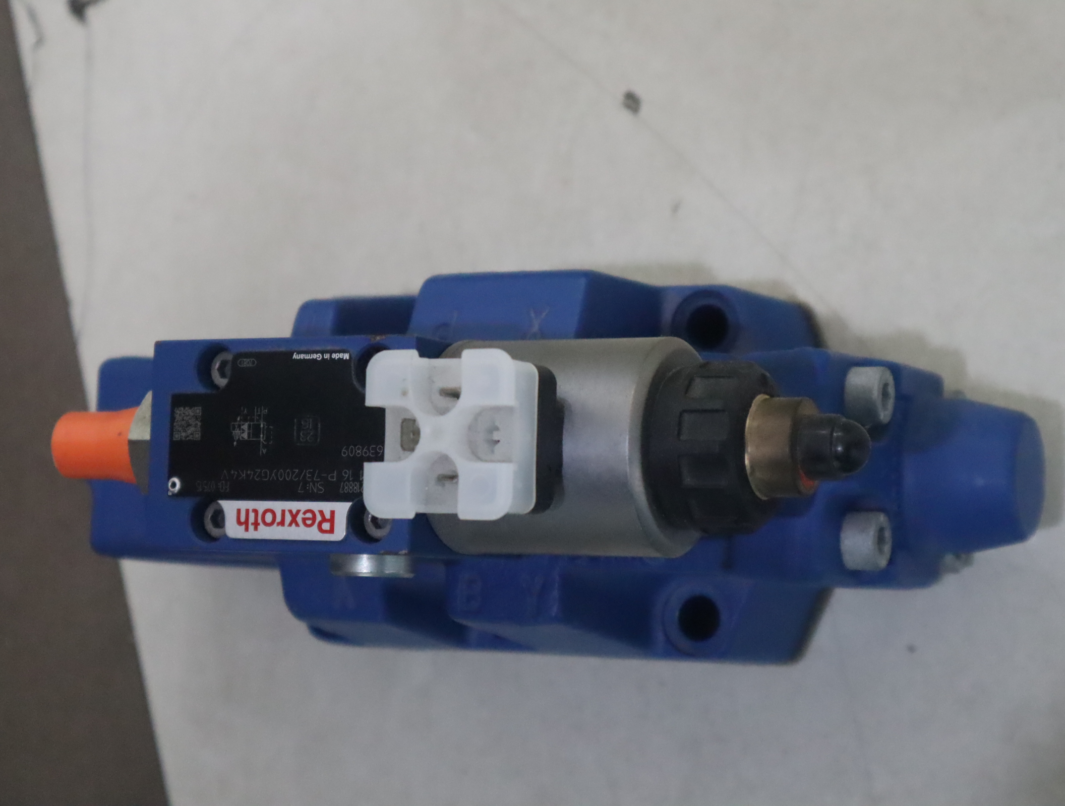 R901218887 3DREM16P-73/200YG24K4V 德国力士乐REXROTH比例阀