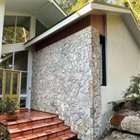 兰州蓝石英乱形石墙面 蓝色不规则毛石 宝石蓝碎拼石