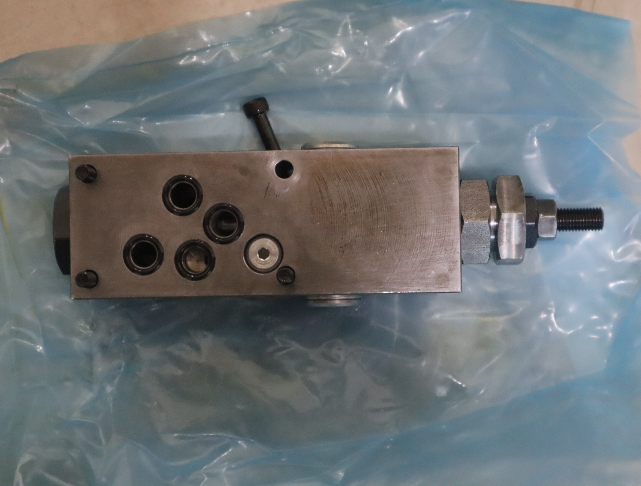 PVCMAMCN147 美国派克PARKER柱塞泵控制阀液压阀