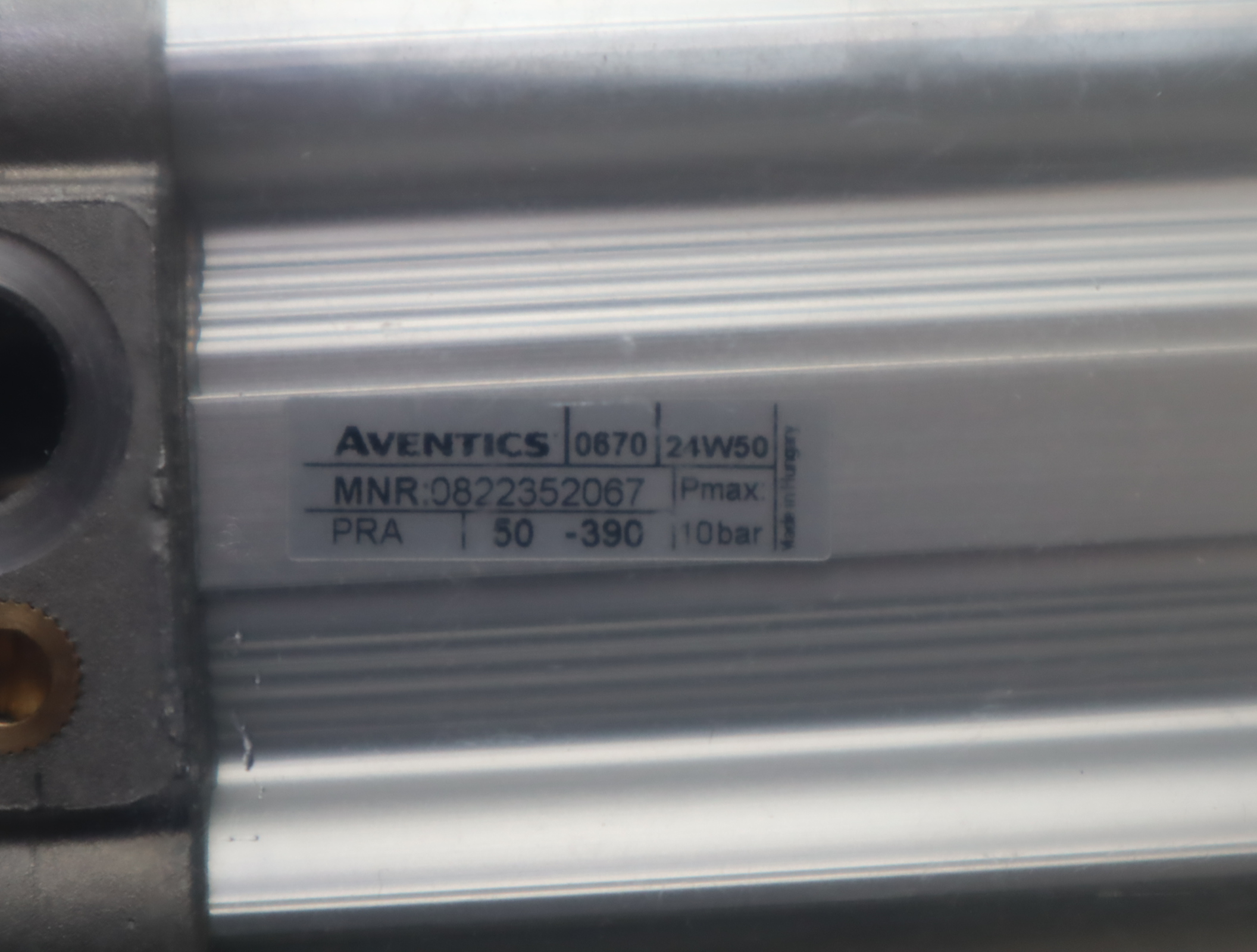 0822352067 德国安沃驰AVENTICS气动元件气缸