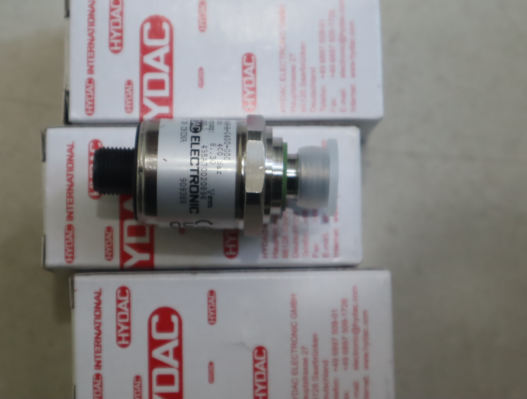 HDA8446-A-0400-000 909388 德国贺德克HYDAC压力温度传感器